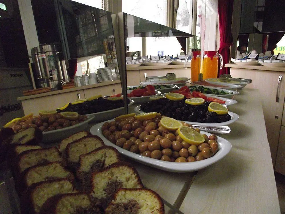 **  Olimpiyat Hotel İzmir Törökország
