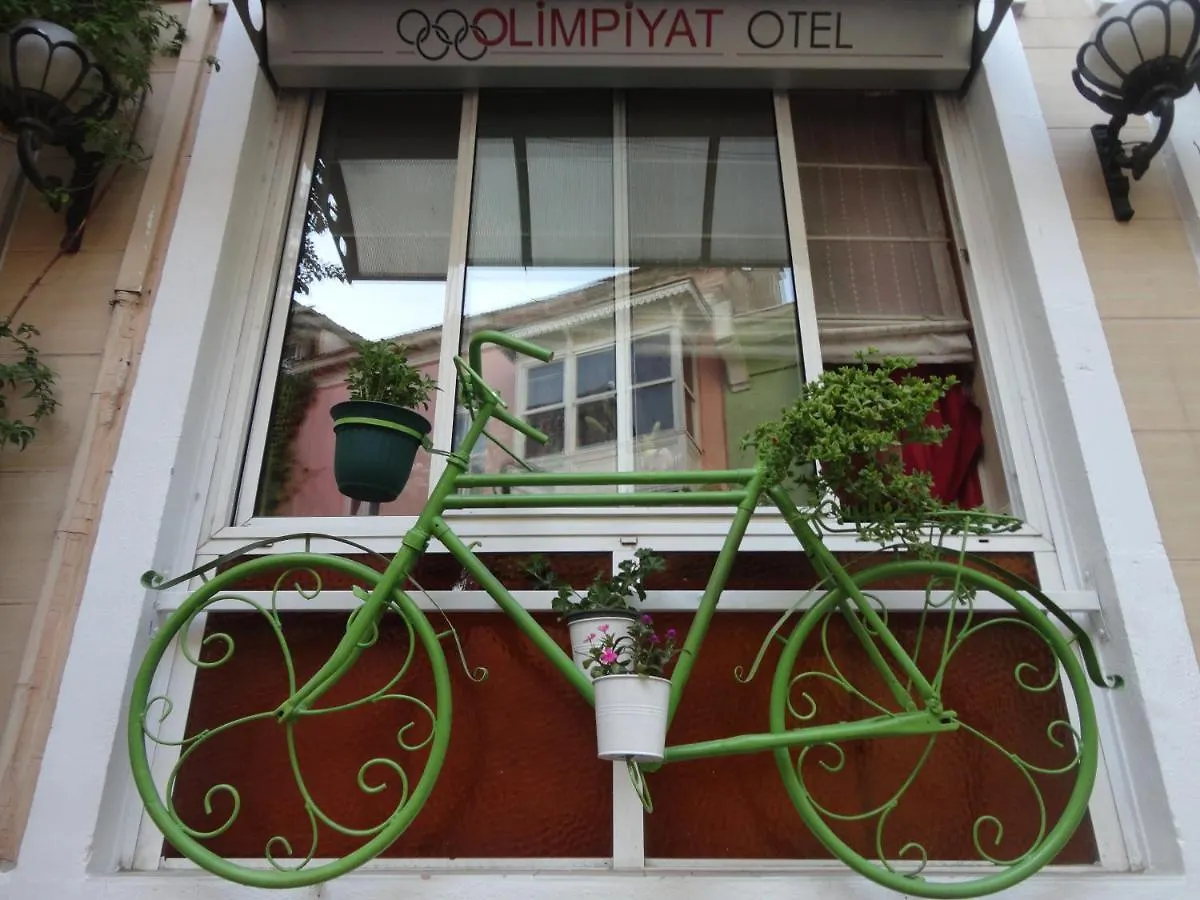 **  Olimpiyat Hotel İzmir Törökország